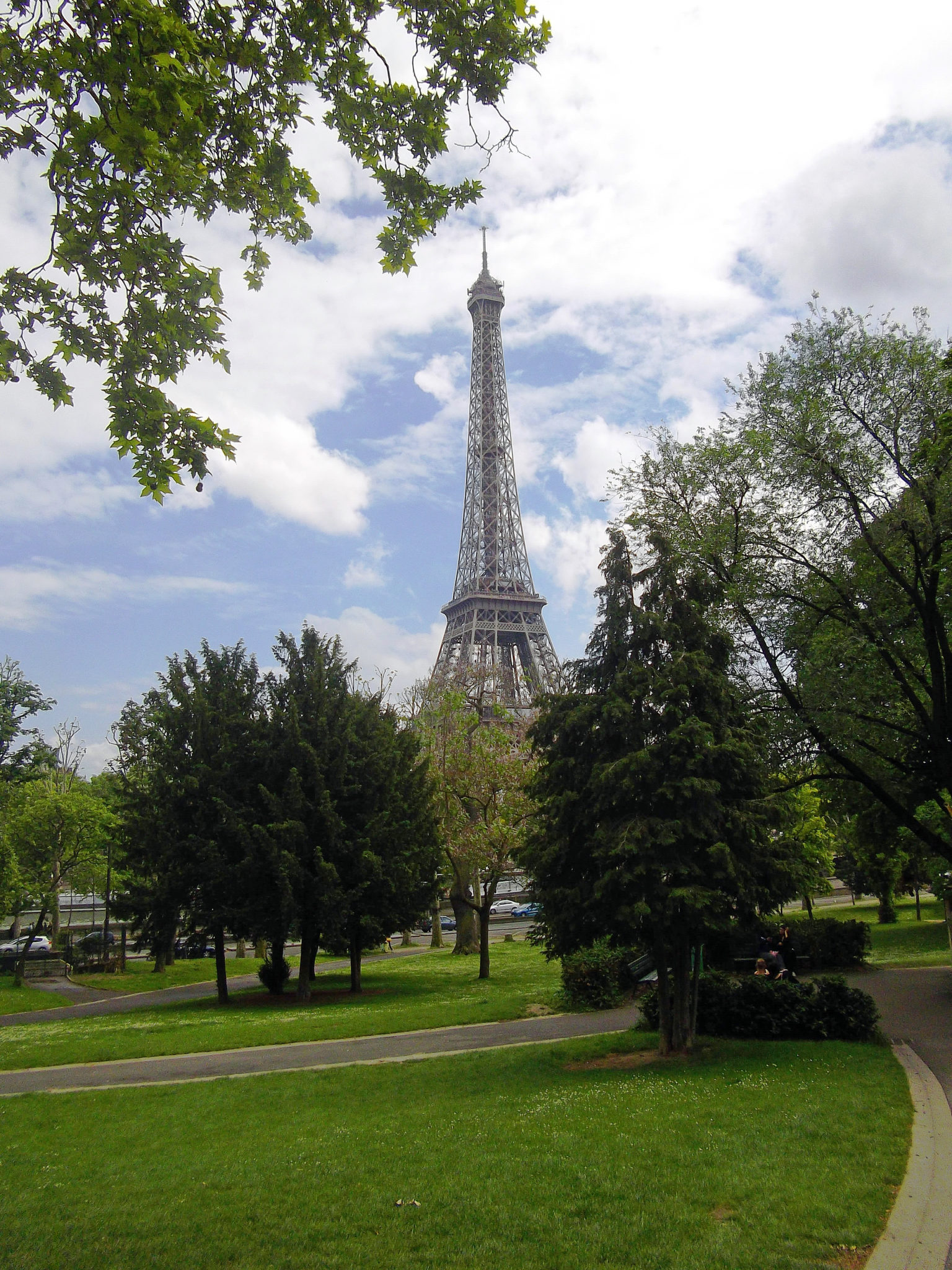 パリの絶景おすすめスポット【イエナ橋からエッフェル塔】 きのこのファッション&パリBLOG
